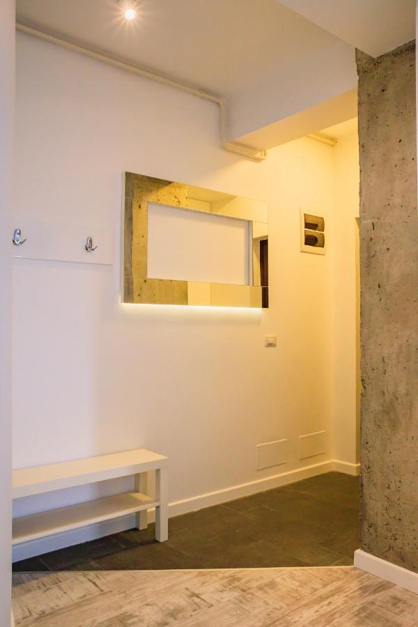 Central Bliss Appartement Suceava Buitenkant foto