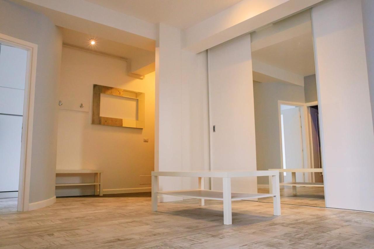Central Bliss Appartement Suceava Buitenkant foto