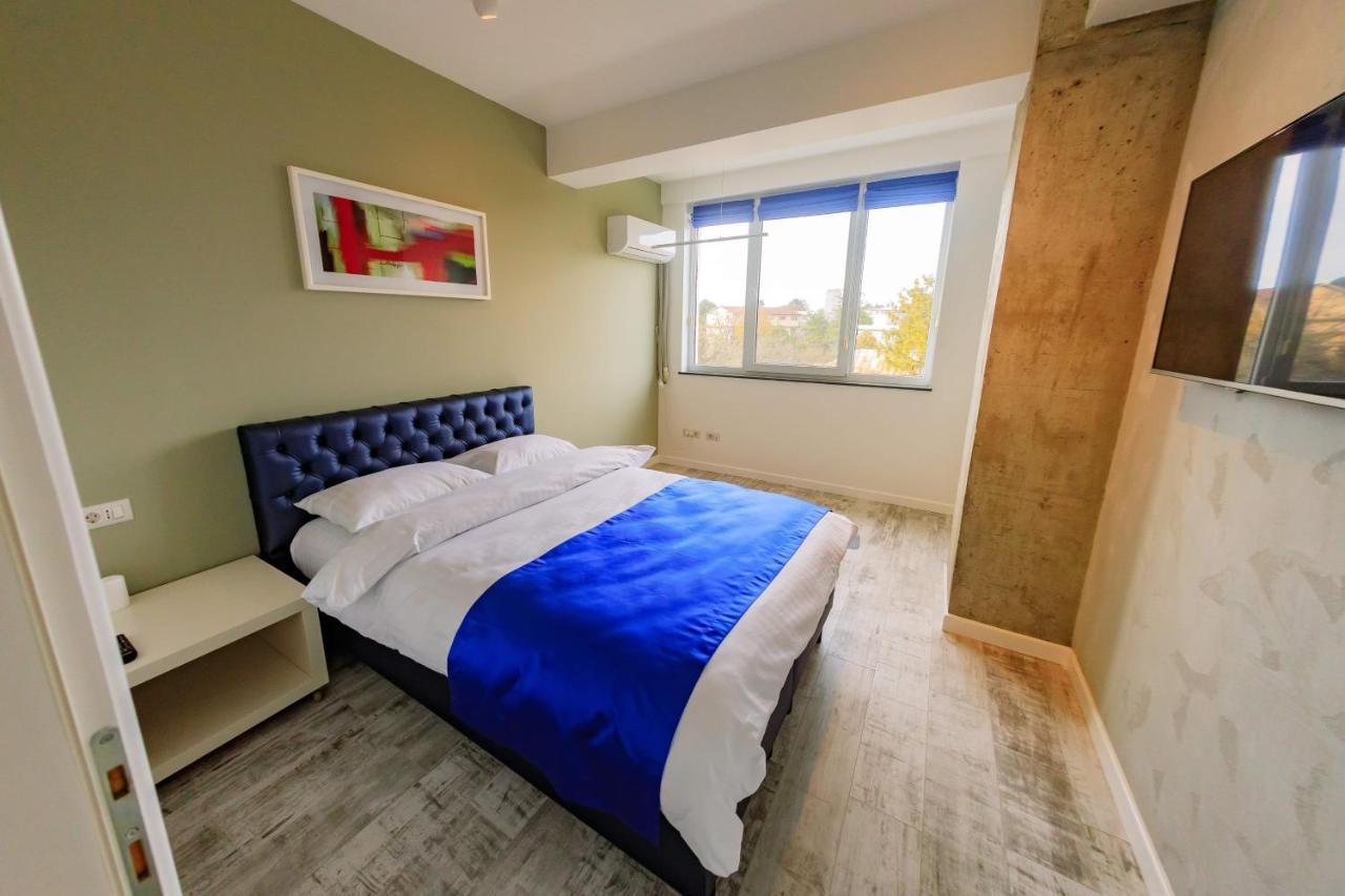 Central Bliss Appartement Suceava Buitenkant foto