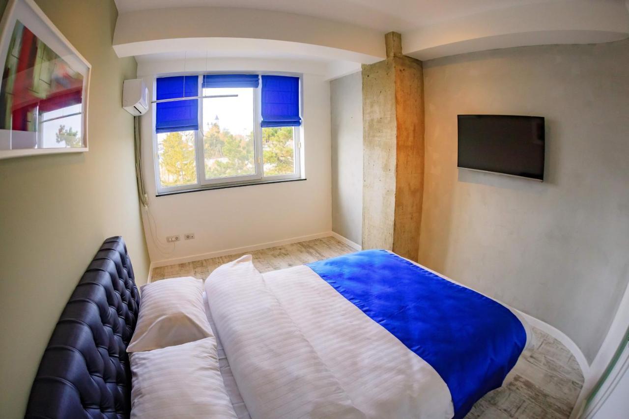 Central Bliss Appartement Suceava Buitenkant foto