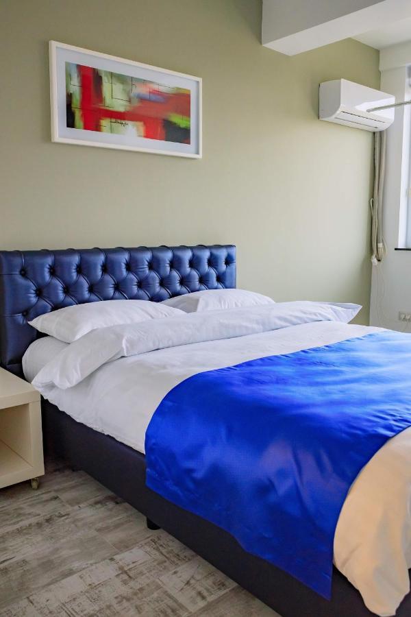 Central Bliss Appartement Suceava Buitenkant foto