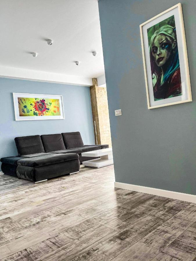 Central Bliss Appartement Suceava Buitenkant foto